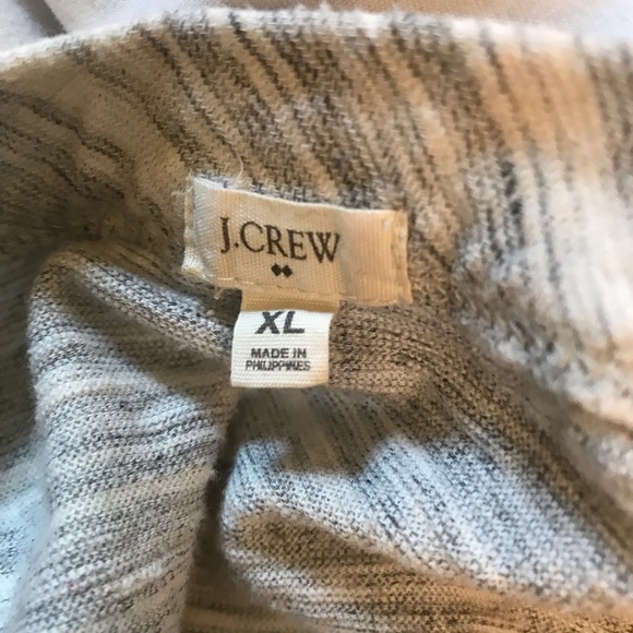 J. Crew Lightweight Gray V-Neck Cardigan Size XL - Picture 3 of 3